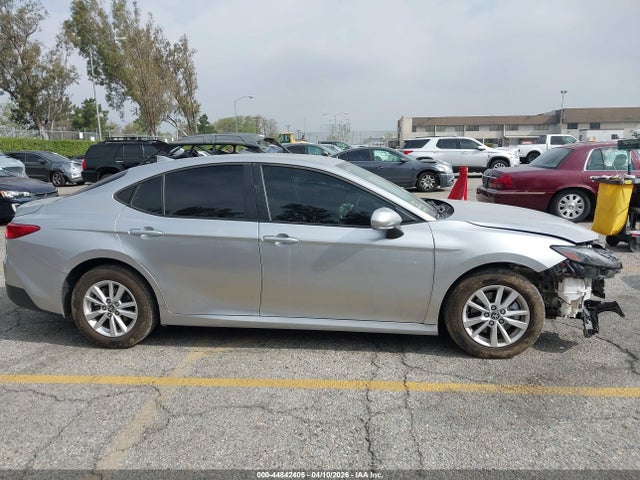 Toyota CAMRY LE 2025 4T1DAACK7SU607201 Image 13