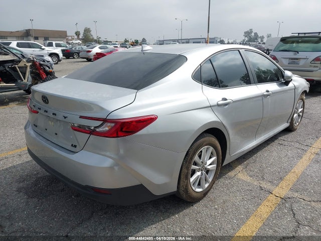 Toyota CAMRY LE 2025 4T1DAACK7SU607201 Image 4