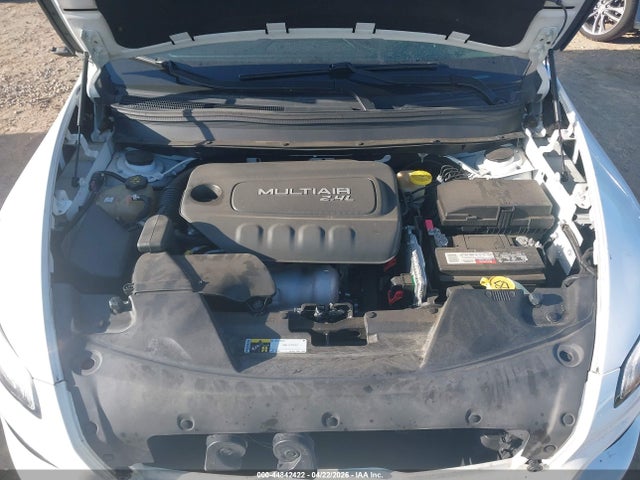 Продаж на аукціоні авто 2015 Jeep Cherokee Sport, vin: 1C4PJLAB5FW660828, номер лоту: 44842422