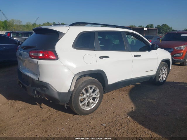 Продаж на аукціоні авто 2015 Jeep Cherokee Sport, vin: 1C4PJLAB5FW660828, номер лоту: 44842422