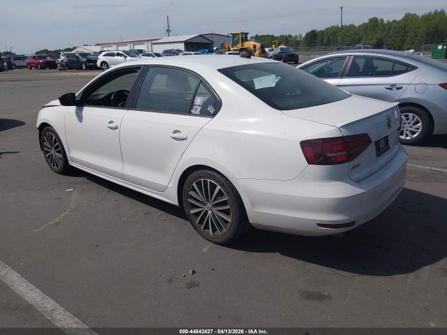44842427 :رقم المزاد ، 3VWD17AJ2GM385578 vin ، 2016 Volkswagen Jetta 1.8t Sport مزاد بيع
