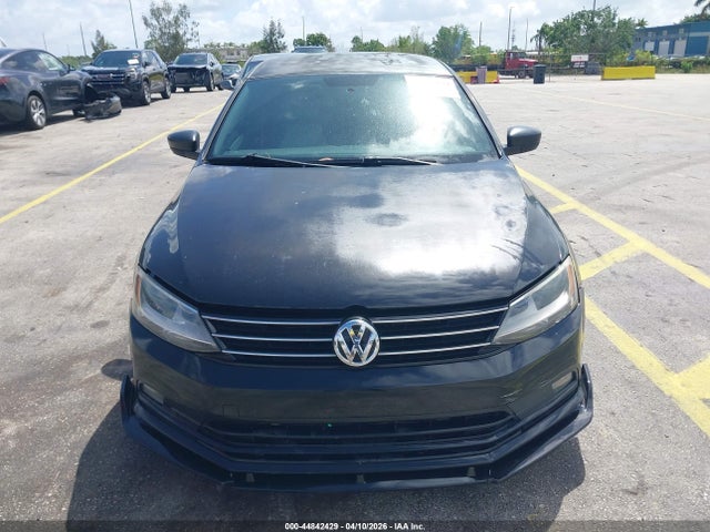Продаж на аукціоні авто 2016 Volkswagen Jetta 1.8t Sport, vin: 3VWD17AJ2GM416392, номер лоту: 44842429