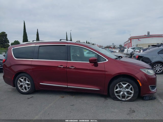 Chrysler Pacifica Touring L 2018 2C4RC1BG6JR112372 Image 14