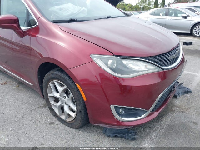 Chrysler Pacifica Touring L 2018 2C4RC1BG6JR112372 Image 18