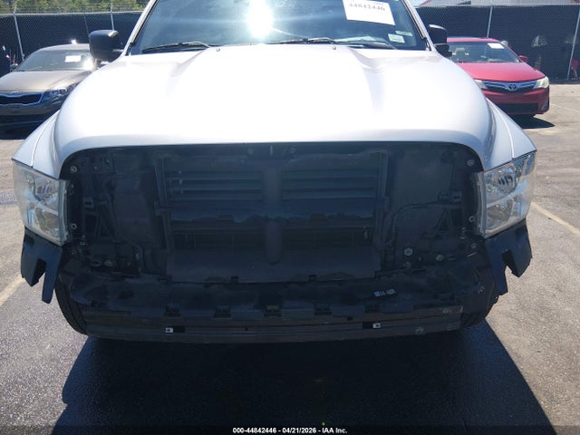 44842446 :رقم المزاد ، 1C6RR6FT2HS684428 vin ، 2017 Ram 1500 Express  4x2 6'4 Box مزاد بيع