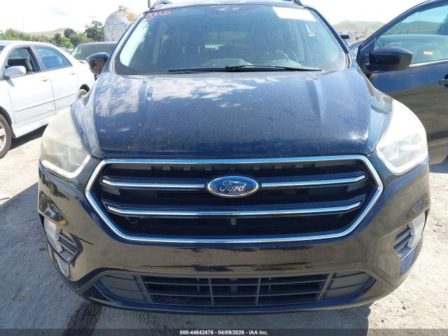 1FMCU0GD9HUD72835 Ford ESCAPE SE