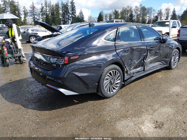 KMHL34JJ5TA136332 Hyundai Sonata Hybrid Sel