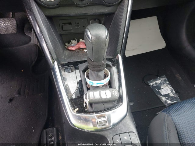 3MYDLBYV4JY301450 Toyota YARIS IA