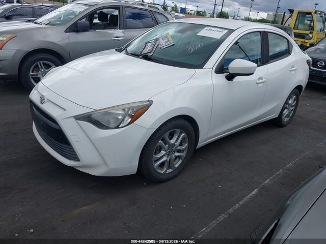 3MYDLBYV4JY301450 Toyota YARIS IA