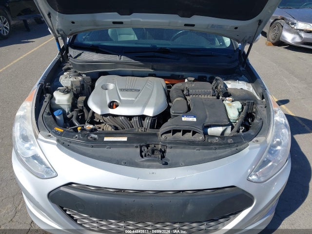 Hyundai Sonata Hybrid Limited 2014 KMHEC4A49EA111682 Image 10
