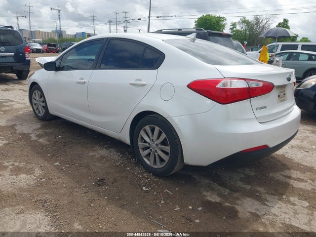 2015 Kia Forte Lx მანქანა იყიდება აუქციონზე, vin: KNAFX4A63F5416052, აუქციონის ნომერი: 44842528