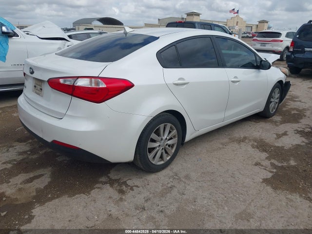 2015 Kia Forte Lx მანქანა იყიდება აუქციონზე, vin: KNAFX4A63F5416052, აუქციონის ნომერი: 44842528