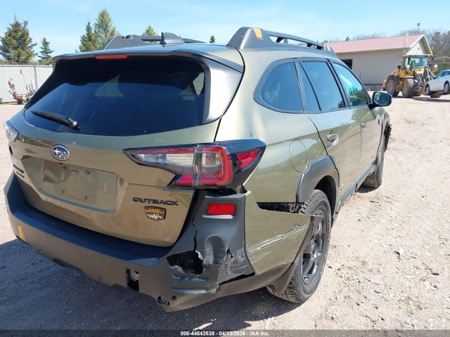 44842538 :رقم المزاد ، 4S4BTGUD9R3273354 vin ، 2024 Subaru Outback Wilderness مزاد بيع
