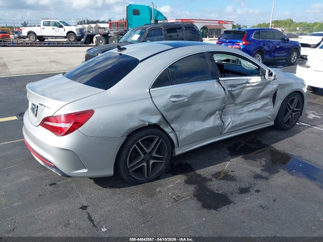 44842557 :رقم المزاد ، WDDSJ4EB5JN689731 vin ، 2018 Mercedes-benz Cla 250 مزاد بيع