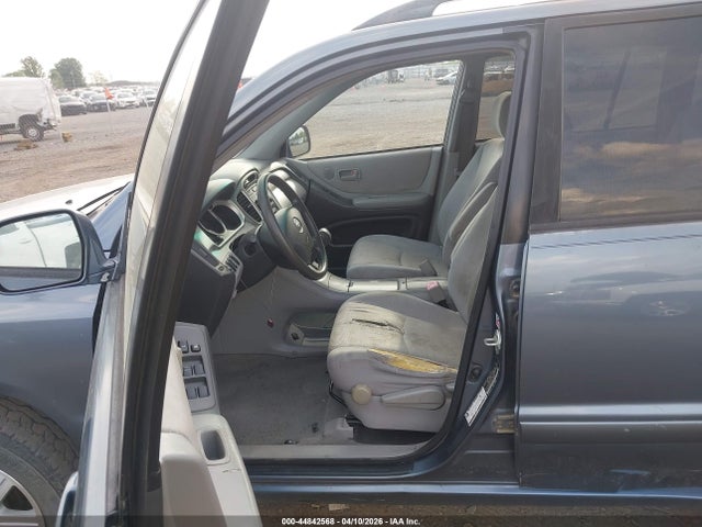 2005 Toyota Highlander მანქანა იყიდება აუქციონზე, vin: JTEDD21A950121654, აუქციონის ნომერი: 44842568