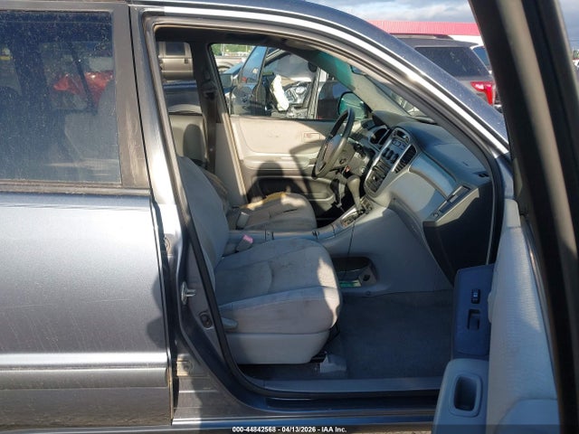 2005 Toyota Highlander მანქანა იყიდება აუქციონზე, vin: JTEDD21A950121654, აუქციონის ნომერი: 44842568