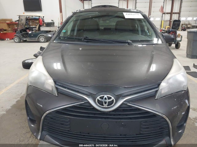 2015 Toyota Yaris Le მანქანა იყიდება აუქციონზე, vin: VNKKTUD37FA023376, აუქციონის ნომერი: 44842570