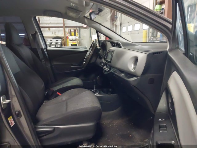 2015 Toyota Yaris Le მანქანა იყიდება აუქციონზე, vin: VNKKTUD37FA023376, აუქციონის ნომერი: 44842570