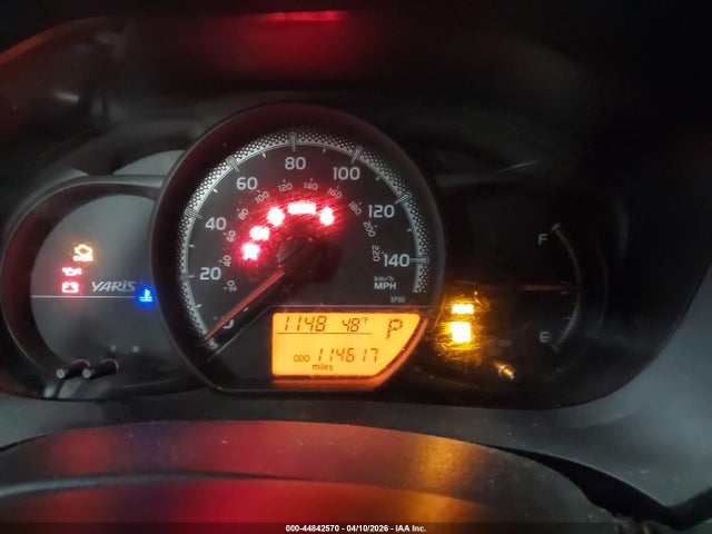 2015 Toyota Yaris Le მანქანა იყიდება აუქციონზე, vin: VNKKTUD37FA023376, აუქციონის ნომერი: 44842570
