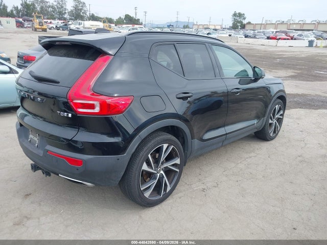 YV4162UM9L2171055 Volvo Xc40 T5 R-design