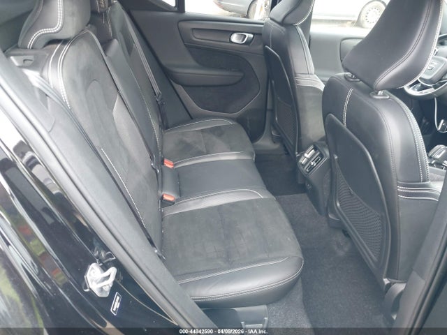 YV4162UM9L2171055 Volvo Xc40 T5 R-design