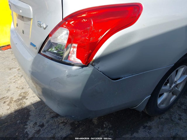 3N1CN7AP4EL823594 Nissan Versa 1.6 Sv