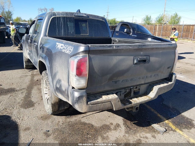 Auction sale of the 2022 Toyota Tacoma Trd Sport, vin: 3TYCZ5ANXNT059138, lot number: 44842653