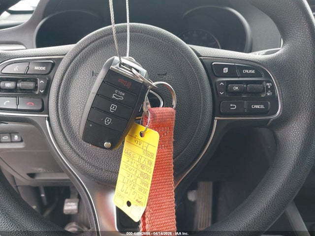 Продаж на аукціоні авто 2017 Kia Optima Lx, vin: KNAGT4L3XH5157341, номер лоту: 44842658
