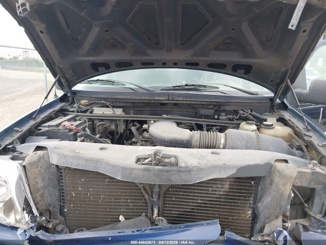 2005 Ford F-150 Stx/xl/xlt მანქანა იყიდება აუქციონზე, vin: 1FTRX12W05FA37208, აუქციონის ნომერი: 44842673