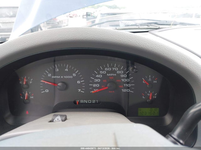 2005 Ford F-150 Stx/xl/xlt მანქანა იყიდება აუქციონზე, vin: 1FTRX12W05FA37208, აუქციონის ნომერი: 44842673