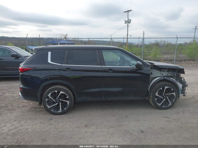 44842677 :رقم المزاد ، JA4J4UA82NZ067197 vin ، 2022 Mitsubishi Outlander Black Edition S-awc/se 2.5 S-awc/se Launch Edition S-awc مزاد بيع