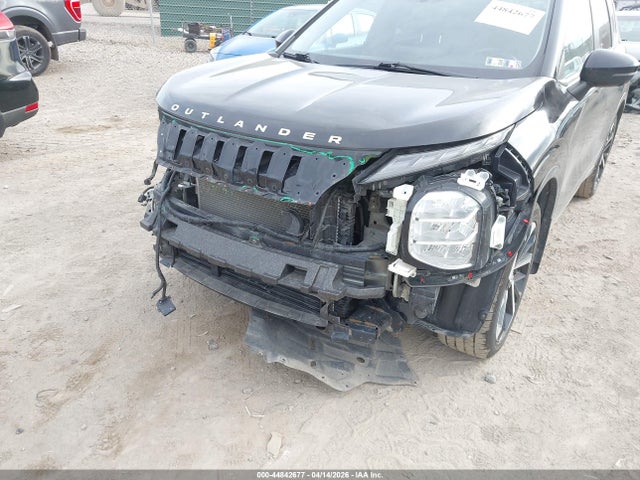 44842677 :رقم المزاد ، JA4J4UA82NZ067197 vin ، 2022 Mitsubishi Outlander Black Edition S-awc/se 2.5 S-awc/se Launch Edition S-awc مزاد بيع