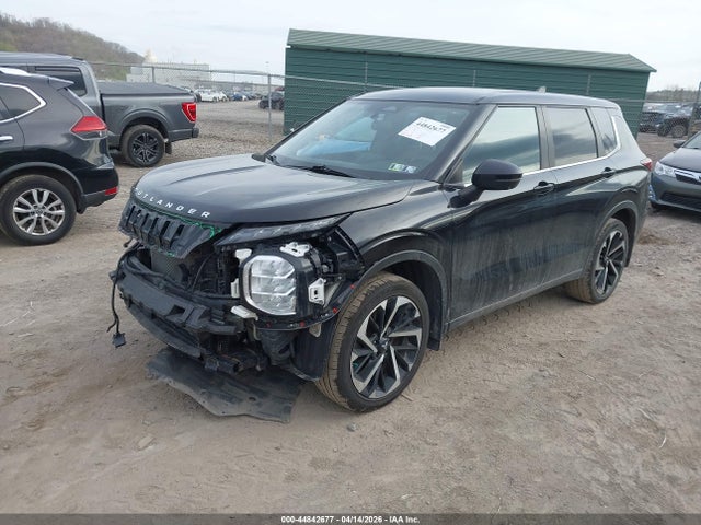 44842677 :رقم المزاد ، JA4J4UA82NZ067197 vin ، 2022 Mitsubishi Outlander Black Edition S-awc/se 2.5 S-awc/se Launch Edition S-awc مزاد بيع