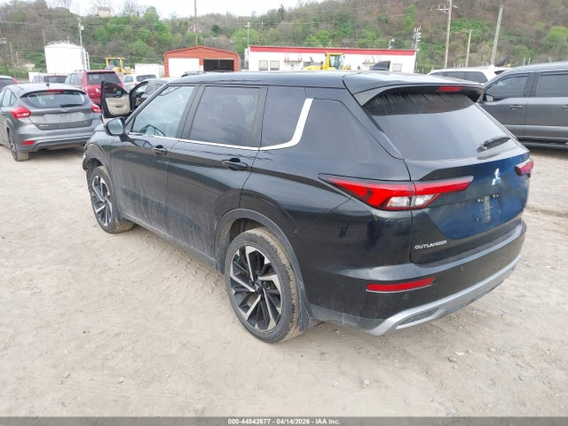 44842677 :رقم المزاد ، JA4J4UA82NZ067197 vin ، 2022 Mitsubishi Outlander Black Edition S-awc/se 2.5 S-awc/se Launch Edition S-awc مزاد بيع