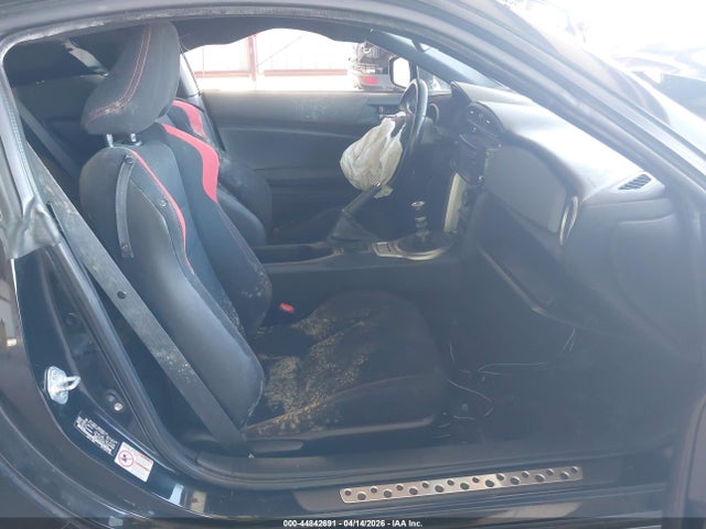 Scion FR-S 2015 JF1ZNAA14F9709871 Image 5
