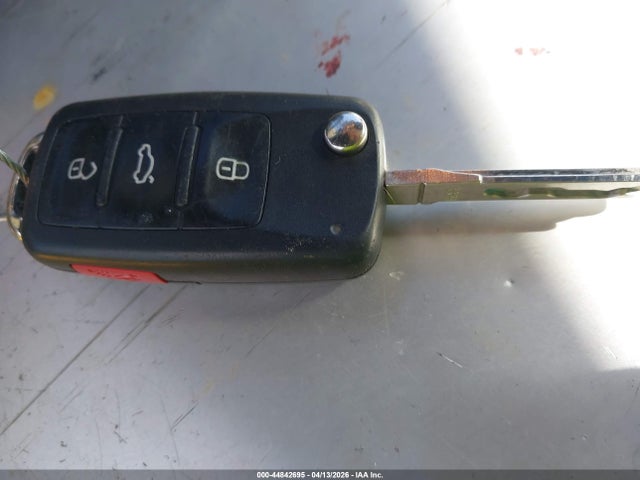 WVGBV3AX7EW547936 Volkswagen Tiguan R-line