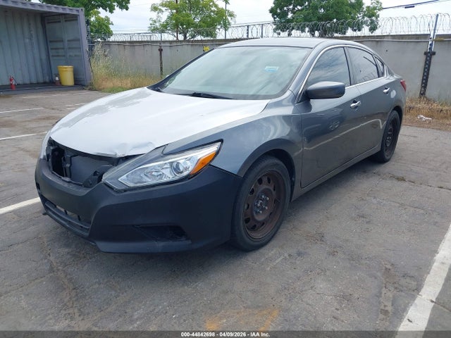 2018 NISSAN ALTIMA 1N4AL3APXJC273655 Photo 1