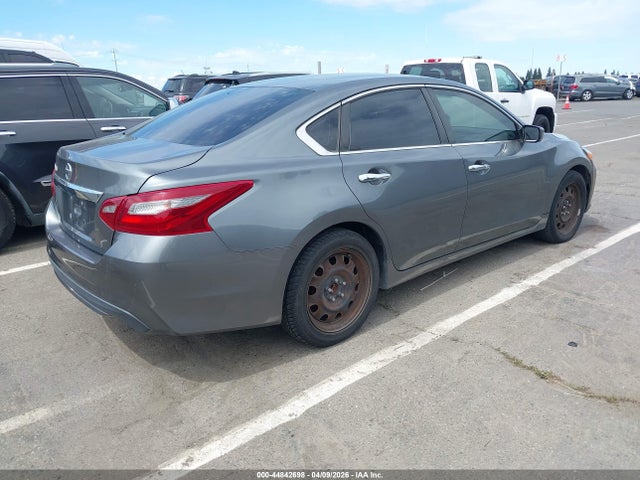 2018 NISSAN ALTIMA 1N4AL3APXJC273655 Photo 3