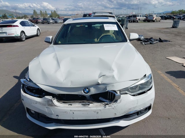 44842703 :رقم المزاد ، WBA8E9C59GK644012 vin ، 2016 Bmw 328i مزاد بيع