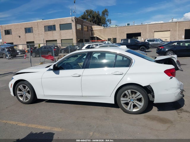 44842703 :رقم المزاد ، WBA8E9C59GK644012 vin ، 2016 Bmw 328i مزاد بيع