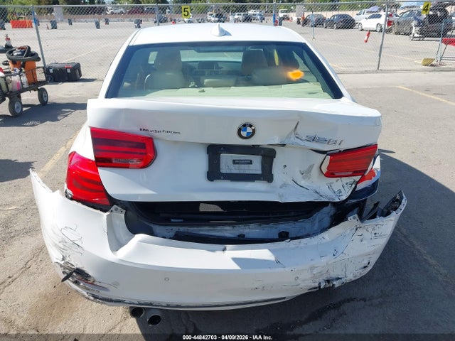 44842703 :رقم المزاد ، WBA8E9C59GK644012 vin ، 2016 Bmw 328i مزاد بيع