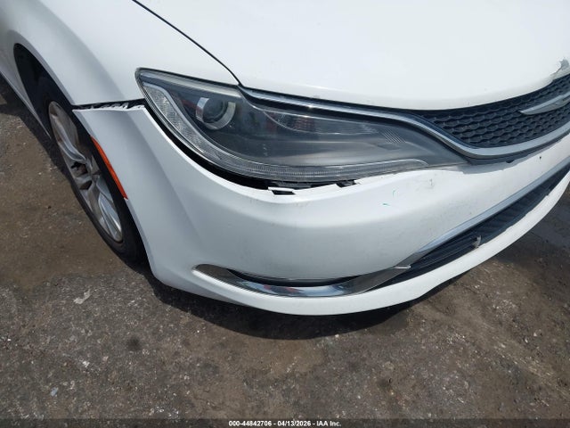 2015 Chrysler 200 C მანქანა იყიდება აუქციონზე, vin: 1C3CCCCG0FN522528, აუქციონის ნომერი: 44842706