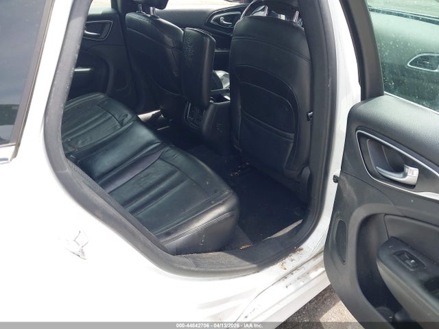 2015 Chrysler 200 C მანქანა იყიდება აუქციონზე, vin: 1C3CCCCG0FN522528, აუქციონის ნომერი: 44842706