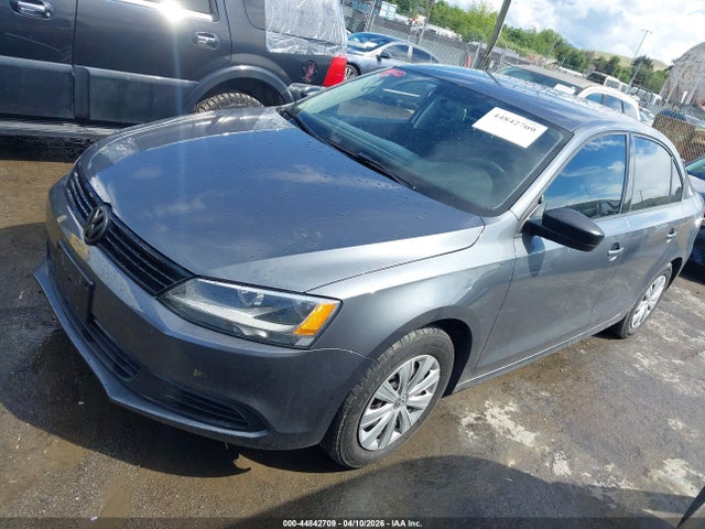 3VW1K7AJ0EM387522 Volkswagen Jetta 2.0l S