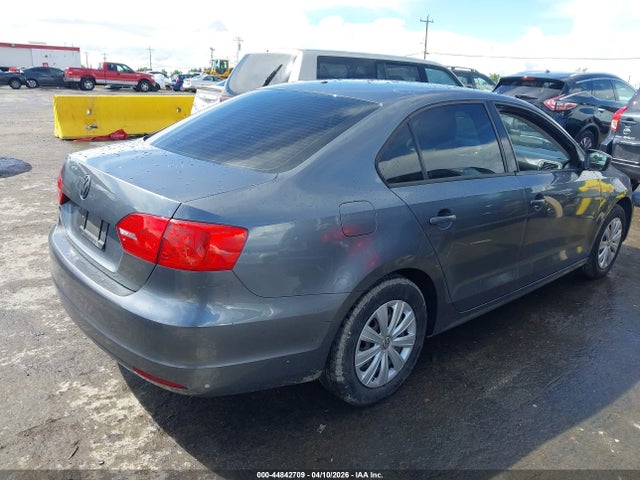 3VW1K7AJ0EM387522 Volkswagen Jetta 2.0l S