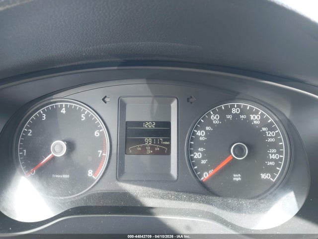3VW1K7AJ0EM387522 Volkswagen Jetta 2.0l S
