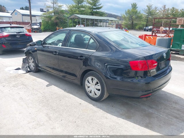 44842716 :رقم المزاد ، 3VWDP7AJ9DM219567 vin ، 2013 Volkswagen Jetta 2.5l Se مزاد بيع