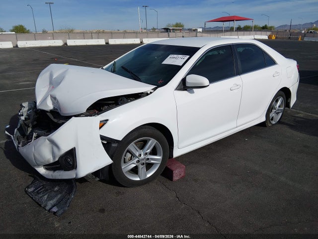 Toyota CAMRY SE 2014 4T1BF1FKXEU751284 Image 2