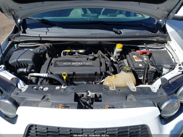 1G1JA6SG3F4214313 Chevrolet Sonic Ls Auto