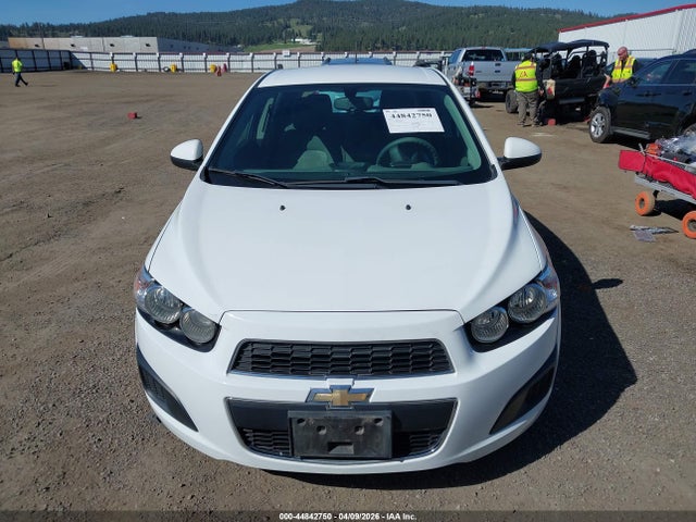 1G1JA6SG3F4214313 Chevrolet Sonic Ls Auto